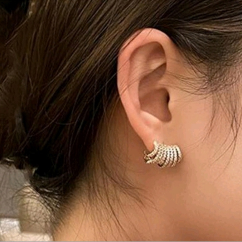 NEW!! Minimalist "Golden hour" Diamond Gold Plated Stud Earrings